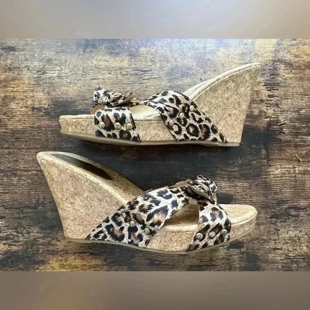 Bolaro | by Summer Rio. Womens slide, wedge sandal. Size: 8